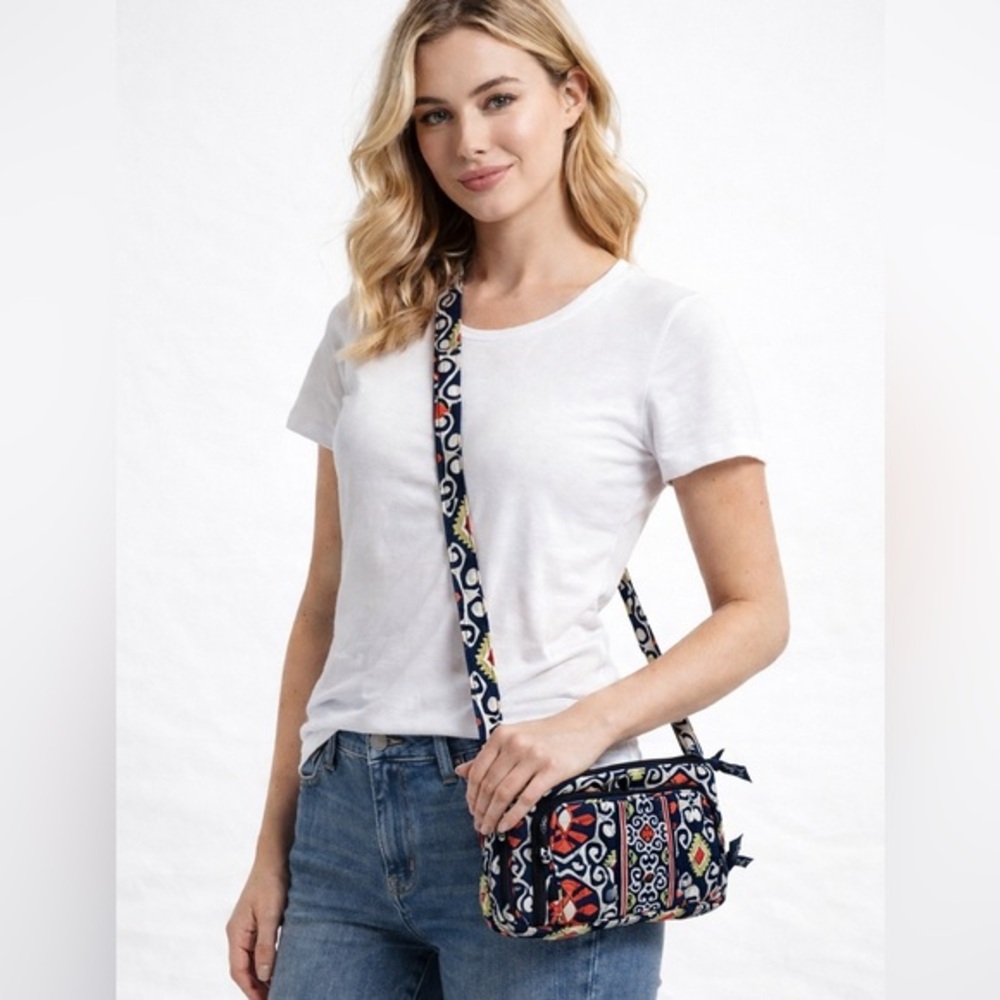 Vera Bradley Quilted Cotton Crossbody Bag Navy Red Floral Paisley